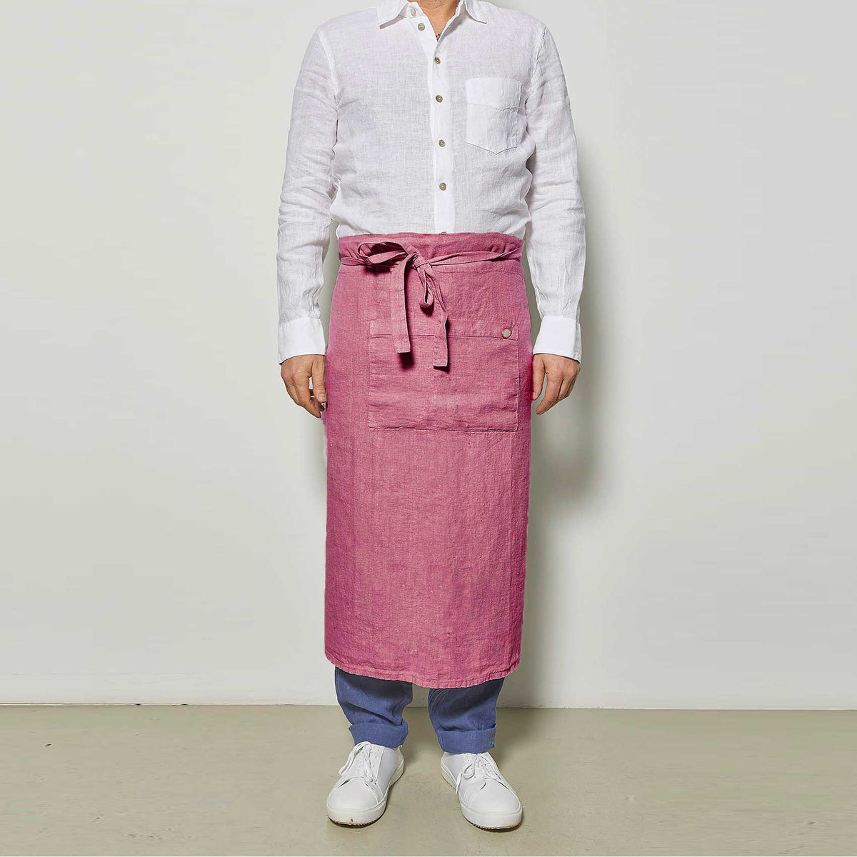 Low-waisted apron