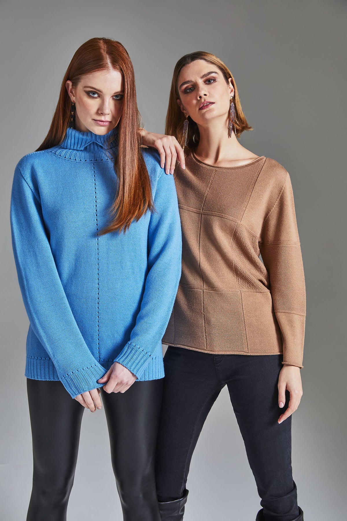Crew neck block design sweater