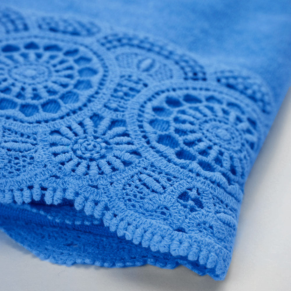 Terry bath towel with Rosette embroidery * while stocks last