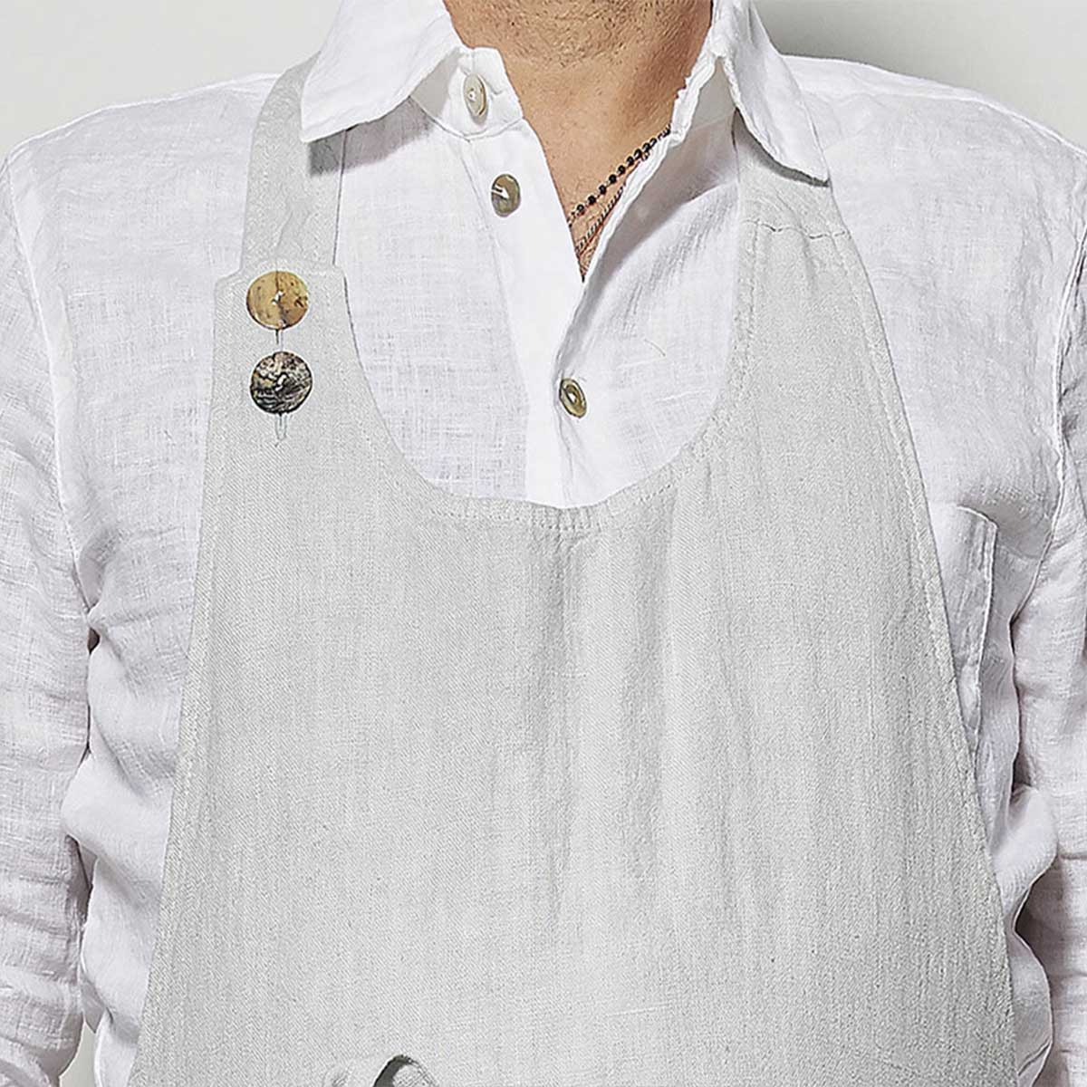 Apron with bib