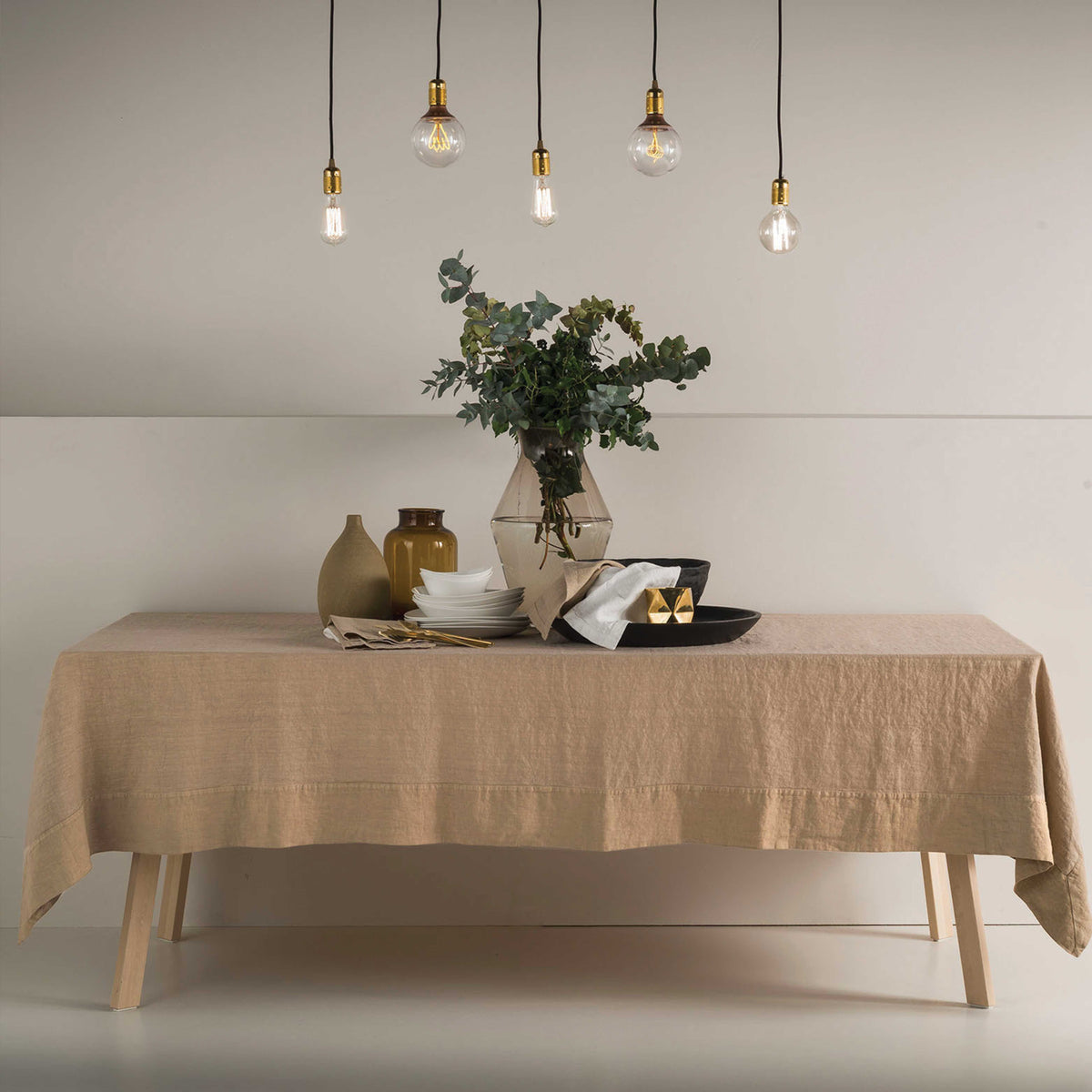 Tablecloth with frame