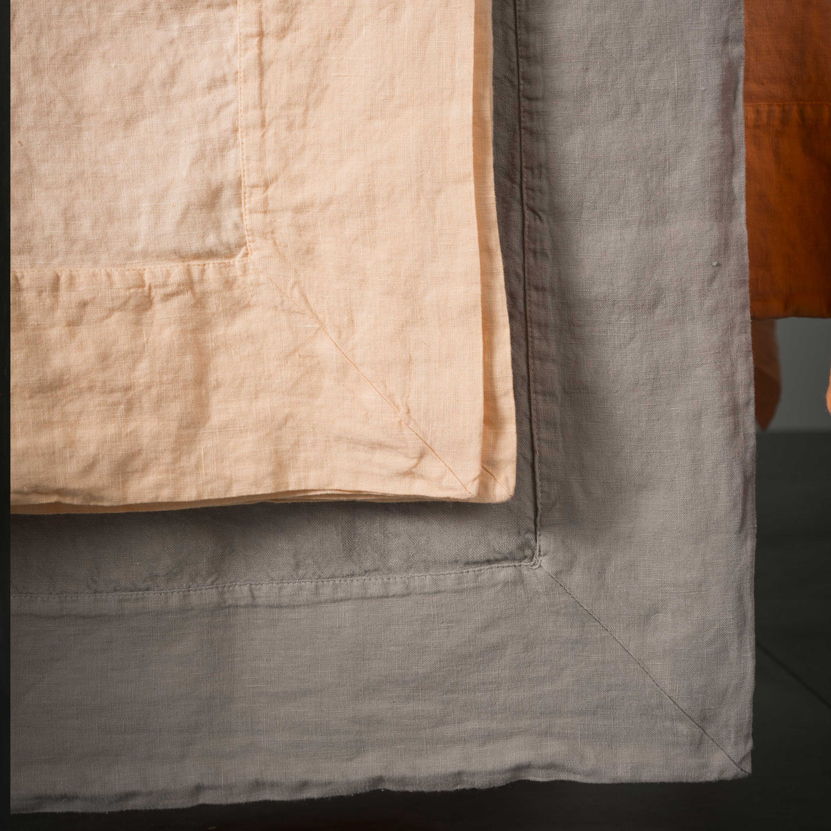 Tablecloth with frame