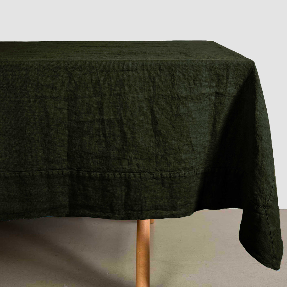 Tablecloth with frame