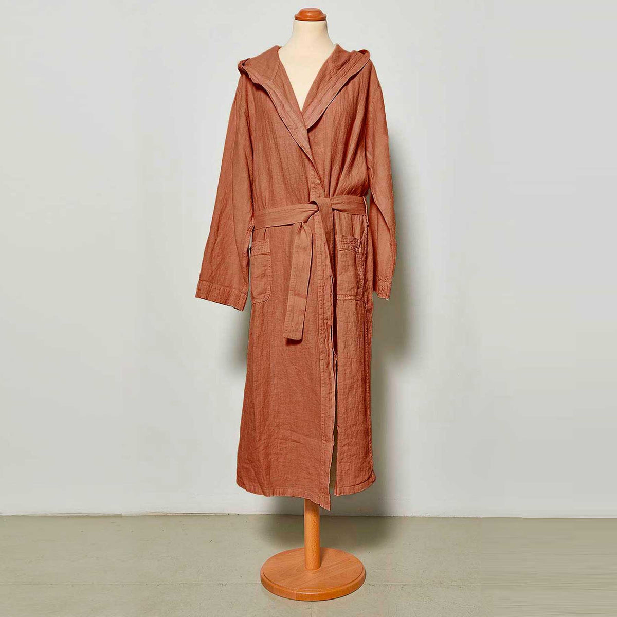Unisex linen bathrobe with hood