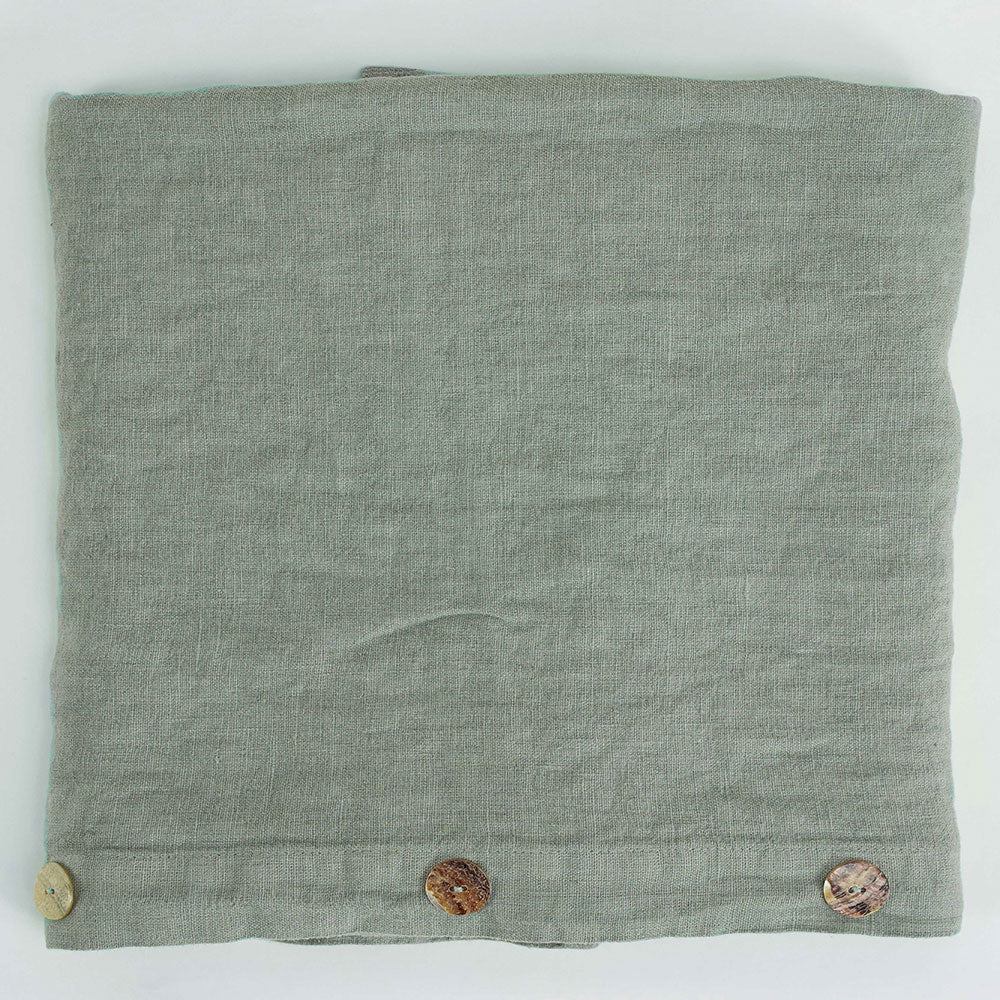 Modular modular tablecloth with buttons and buttonholes