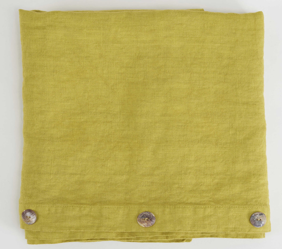Modular modular tablecloth with buttons and buttonholes