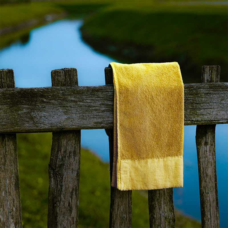 Telo doccia in spugna bordi in lino * fino a esaurimento