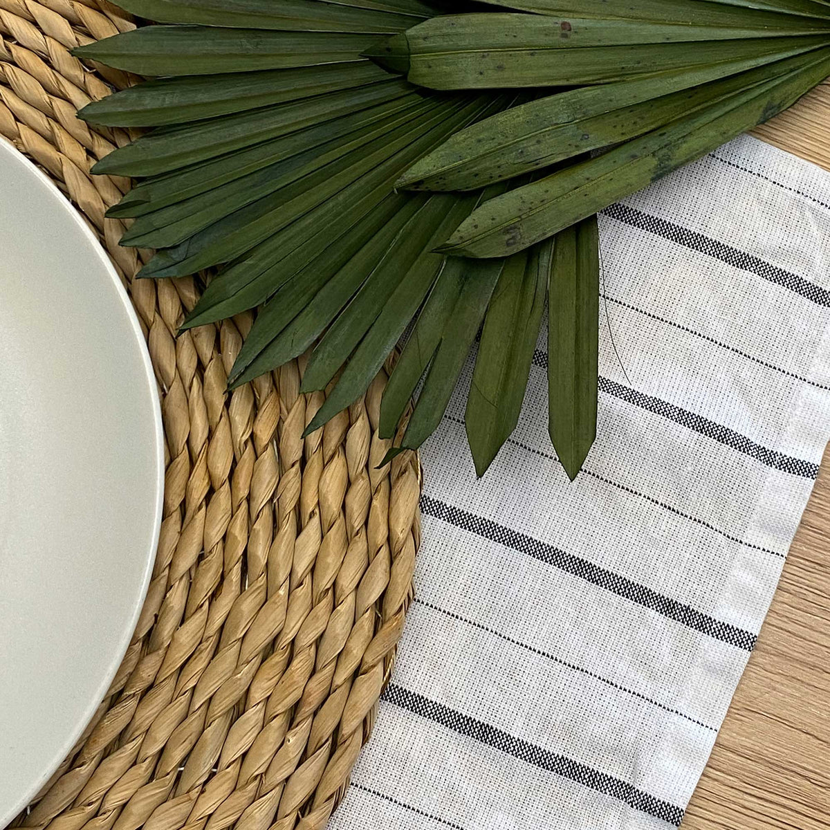 Linen print linen runner