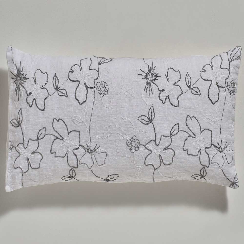 Duvet cover and pillowcase set with Narciso embroidery