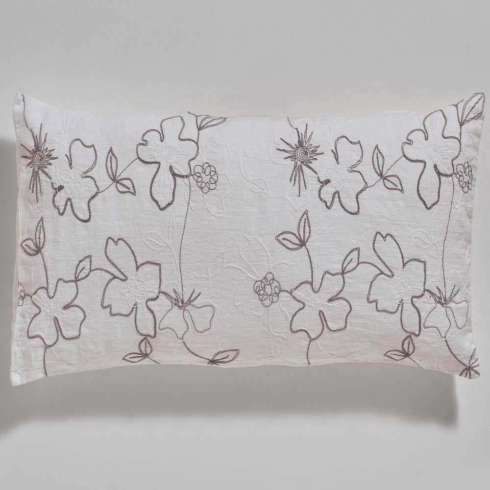 Duvet cover and pillowcase set with Narciso embroidery
