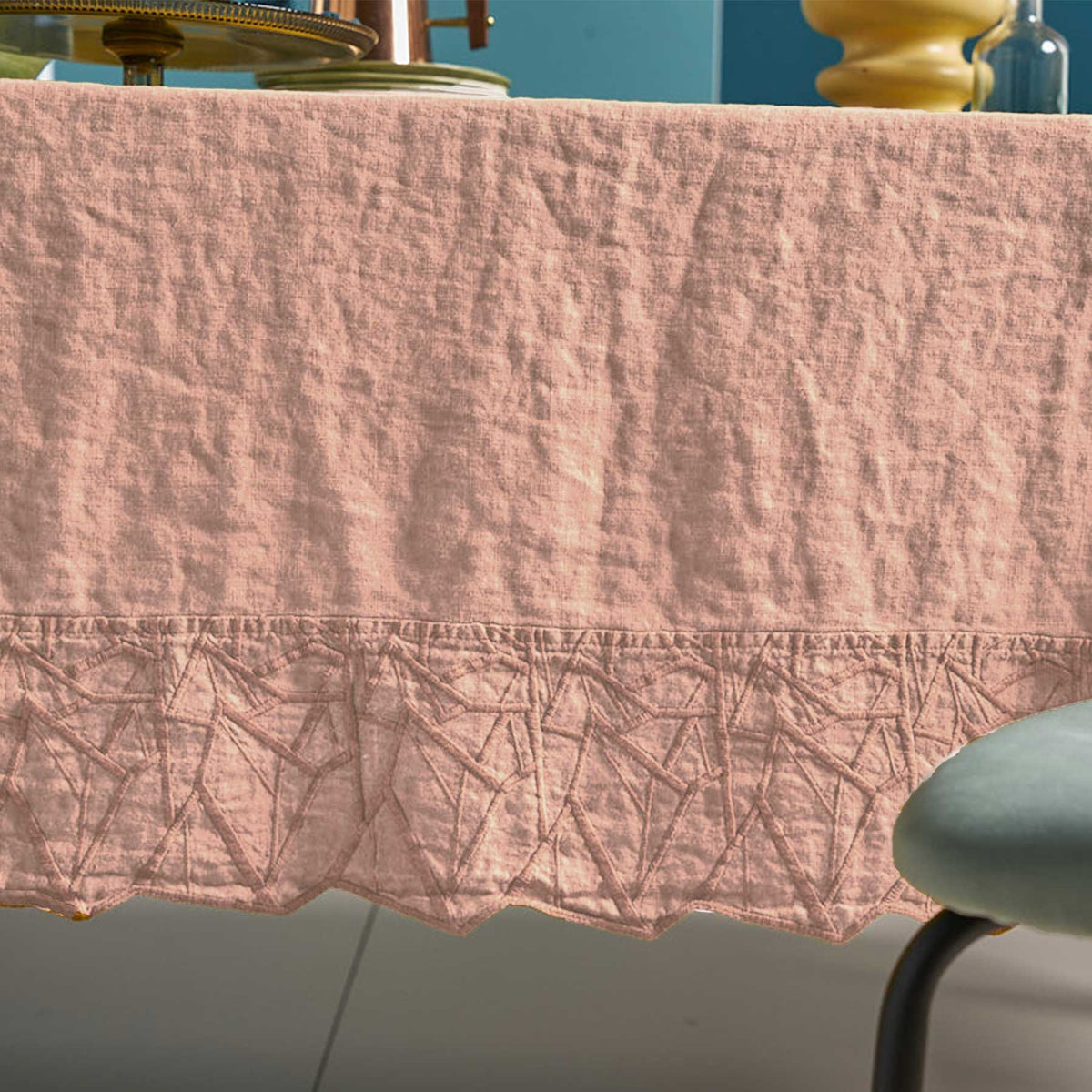 NEW Tablecloth with Prisma embroidery