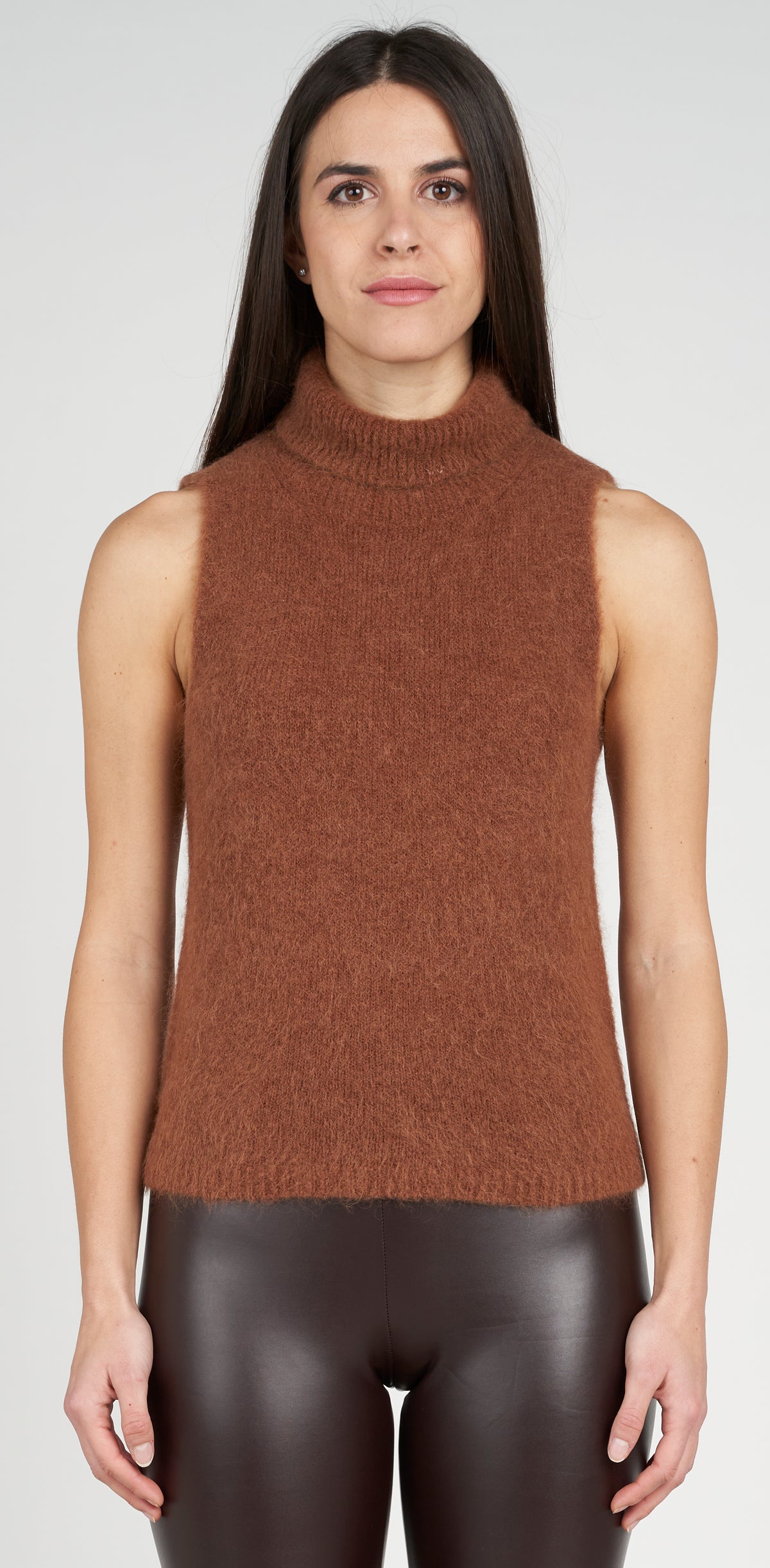 Sleeveless alpaca top