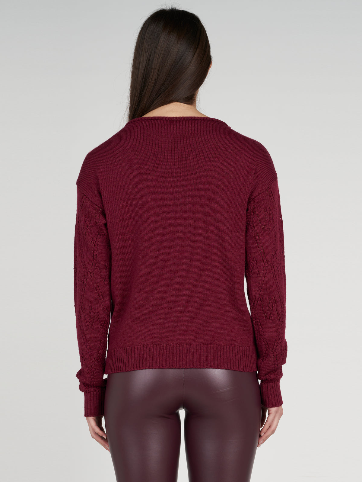 Boat neck t-shirt with floral embroidery