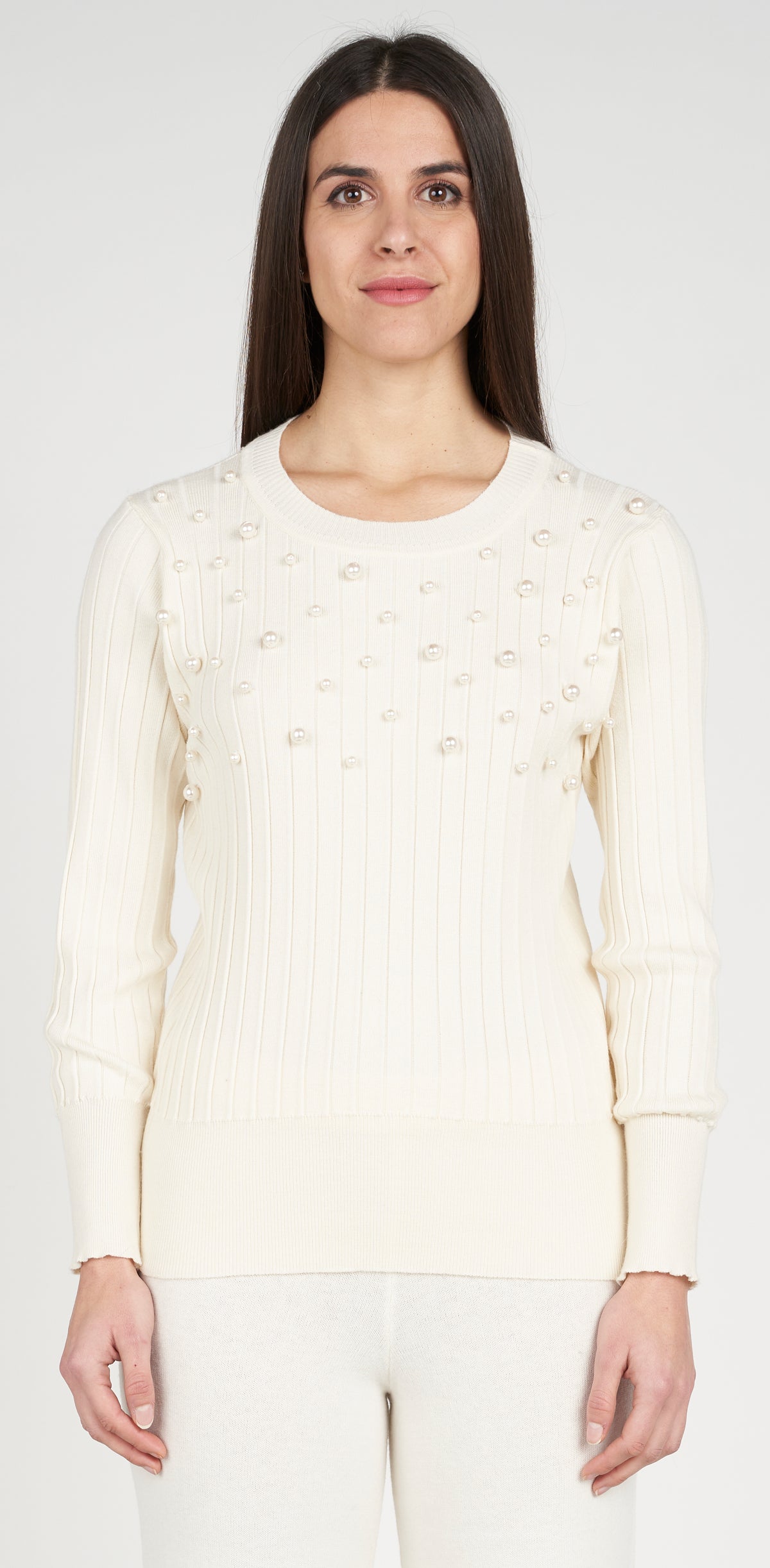 Crew neck ribbed knit with pearls