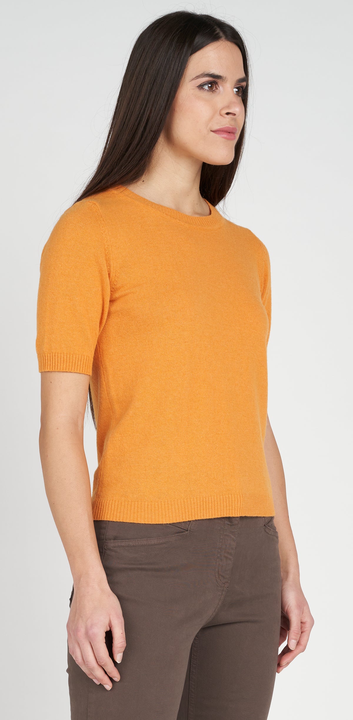Short-sleeved undershirt
