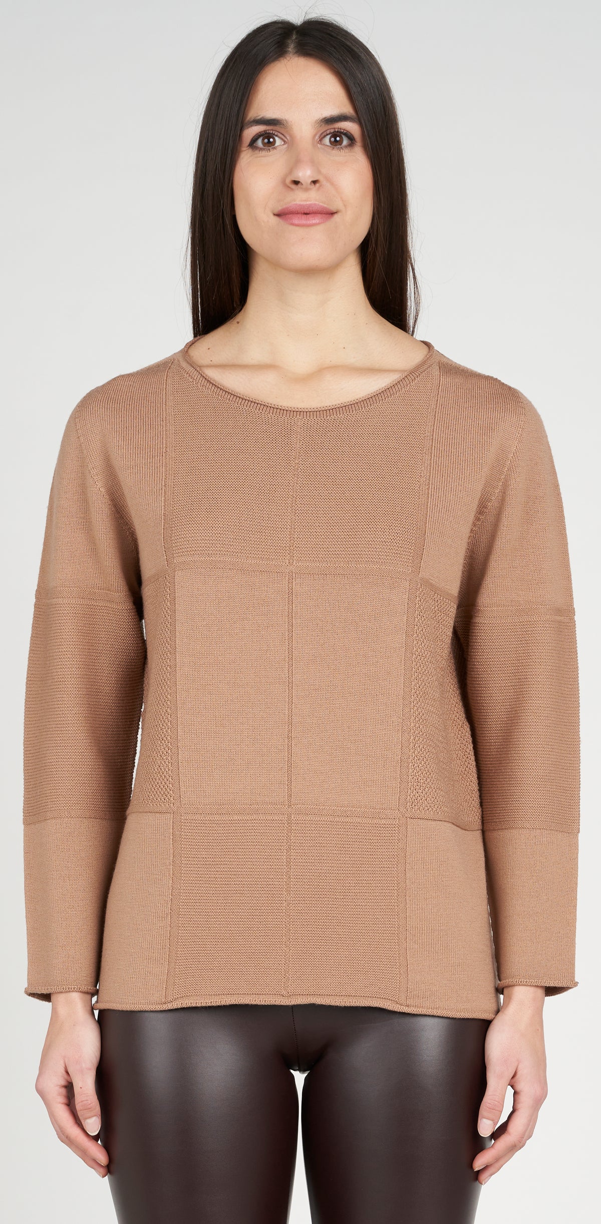 Crew neck block design sweater