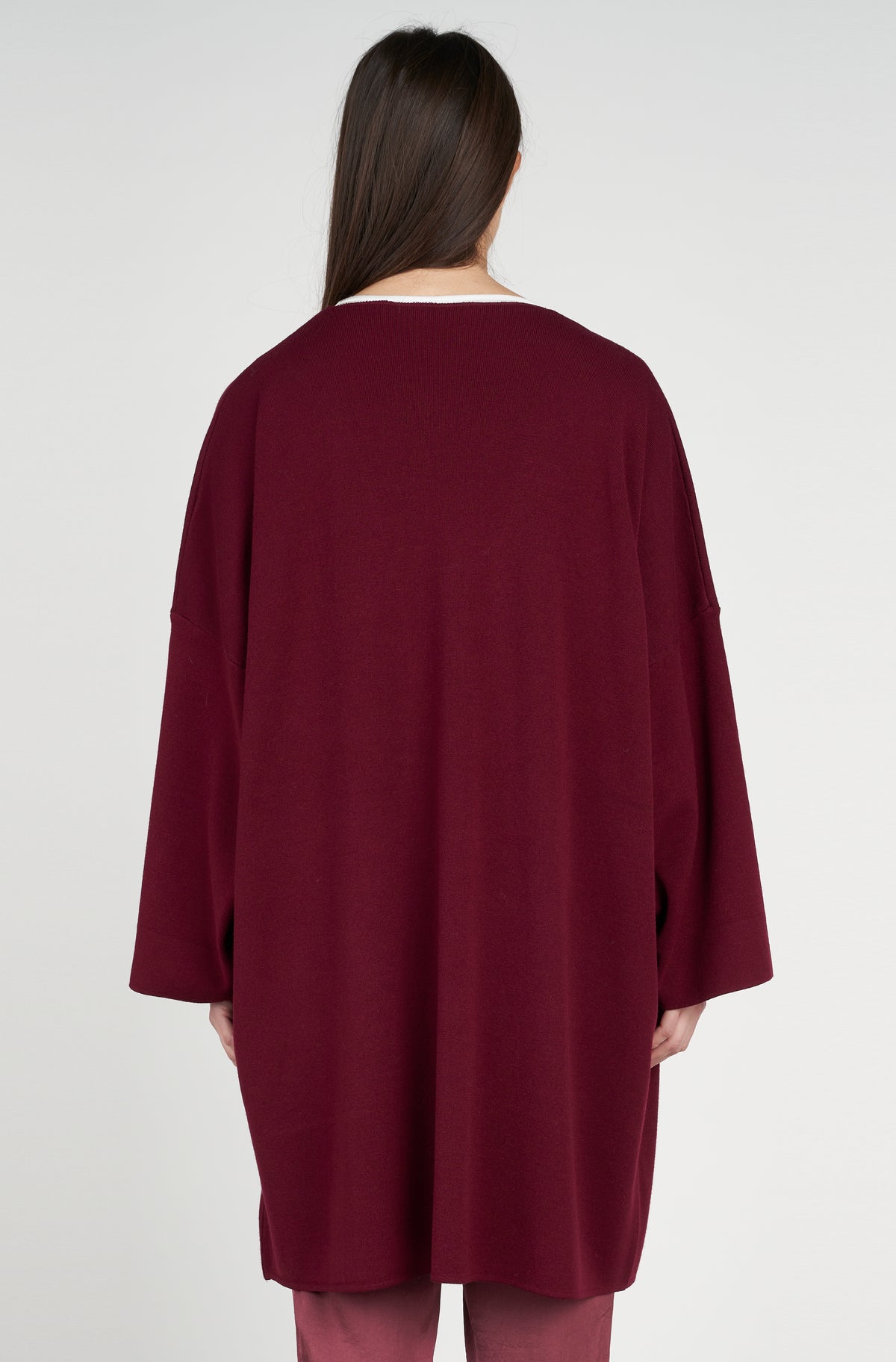 Cardigan with 2 patch pockets