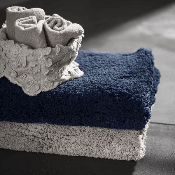Short pile bathroom rug 50x70 cm