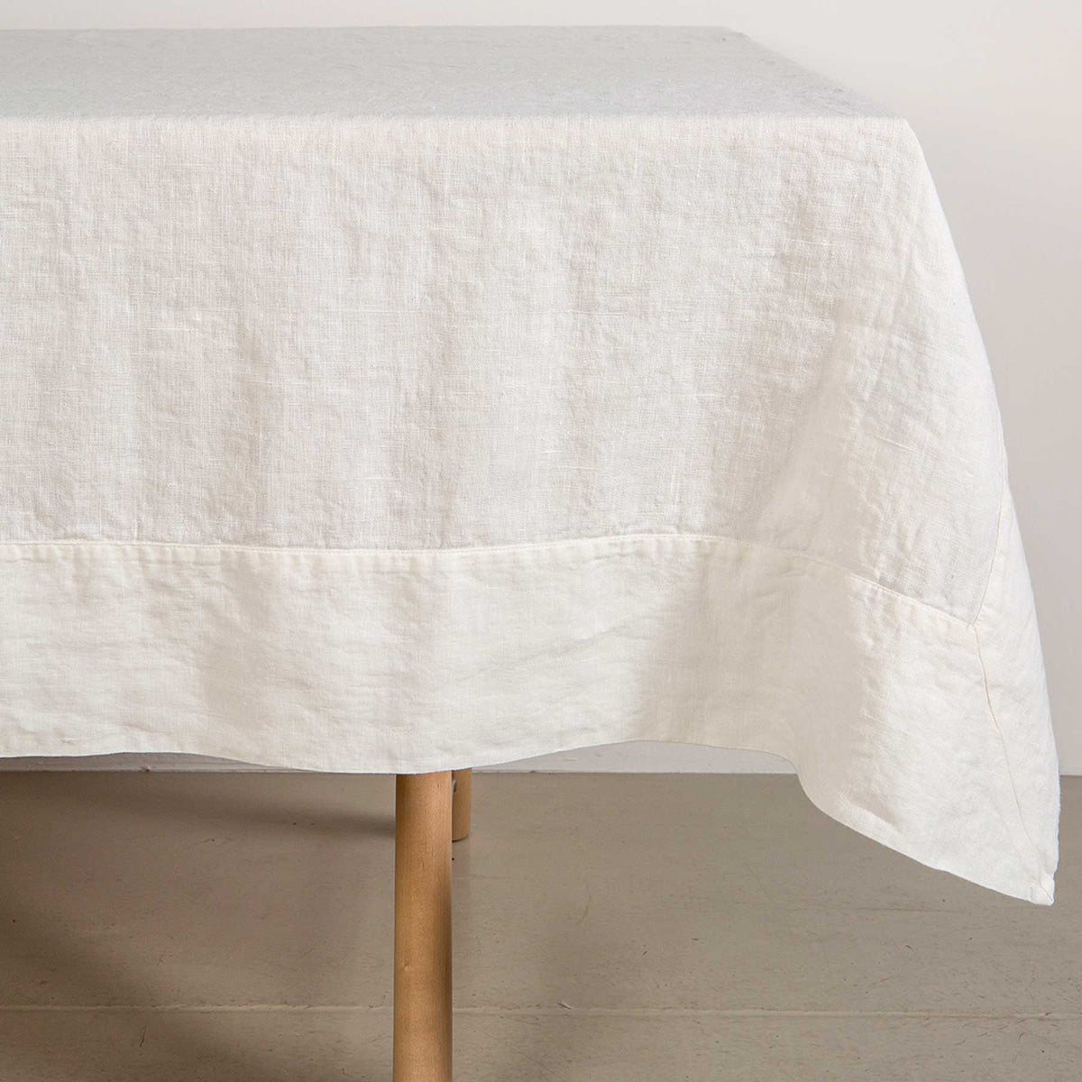 Rectangular tablecloth with frame, large sizes * while stocks last