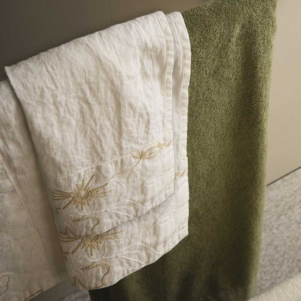 Narciso linen face and guest towel set
